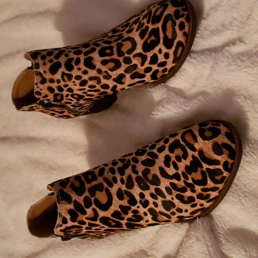 Animsl print booties